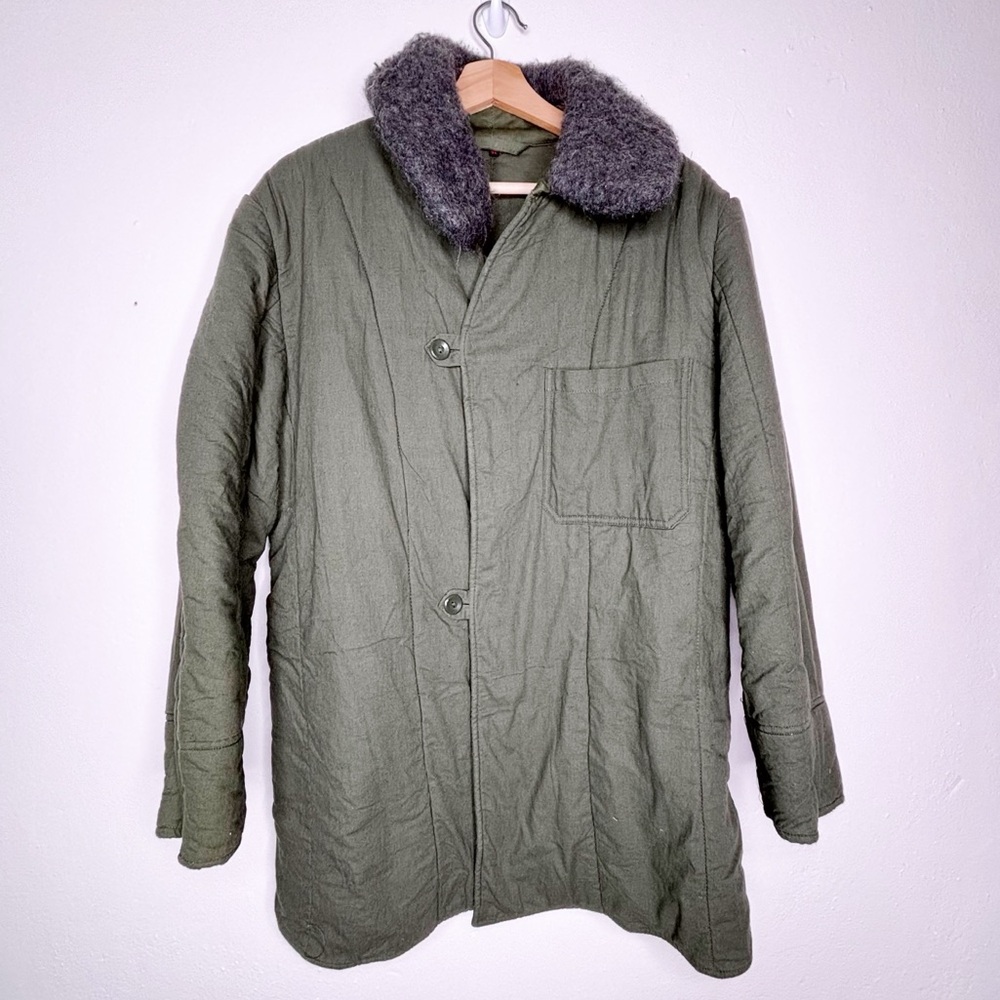 Vintage 1990s Hungarian Quilted Army Thick Liner Jacket Green Size L (52)